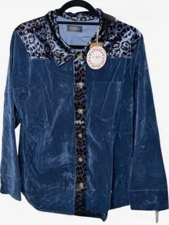 Umgee Tops - NWT Umgee Dark Blue Quilted w/Leopard Collared Shirt/Jacket/Shacket. Size S